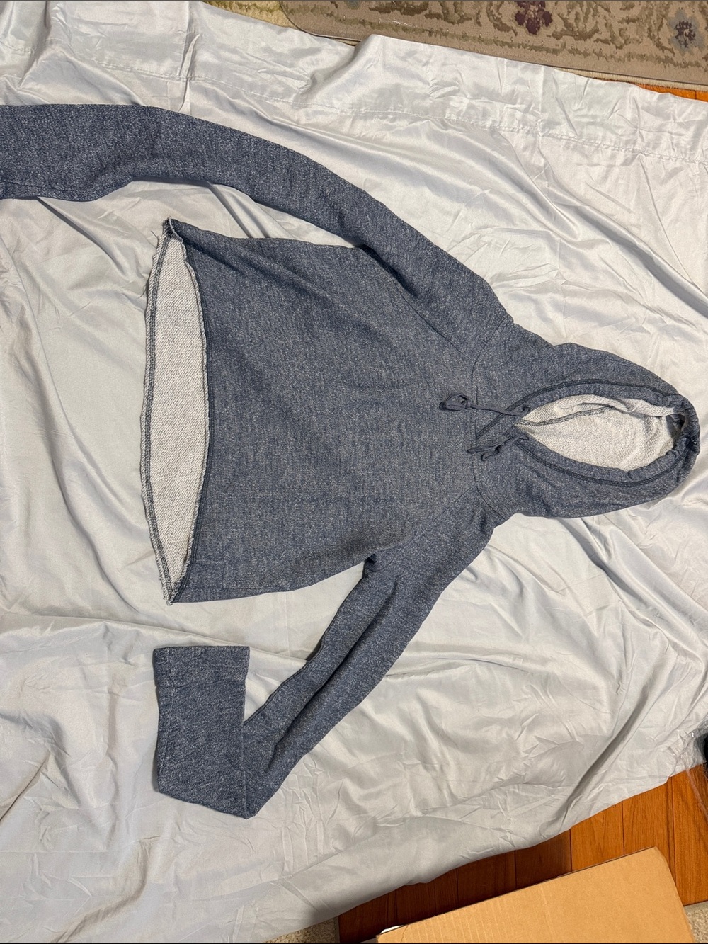 Hollister Gray Pullover Hoodie Size Medium
